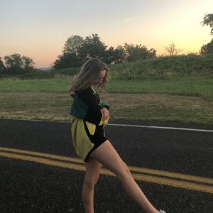 Meet your Posher, Talia